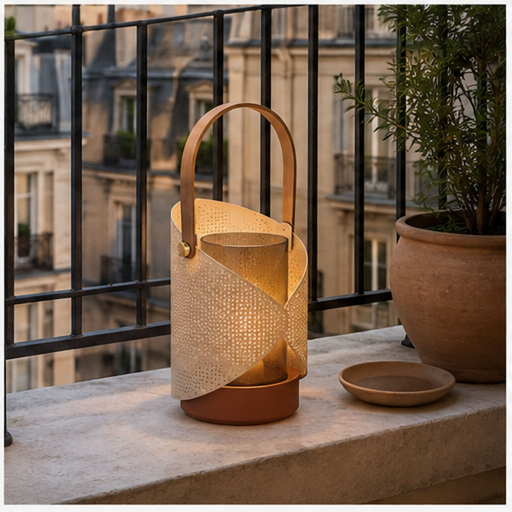 Lanterne Voile – Lanterne décorative en métal perforé et verre fumé