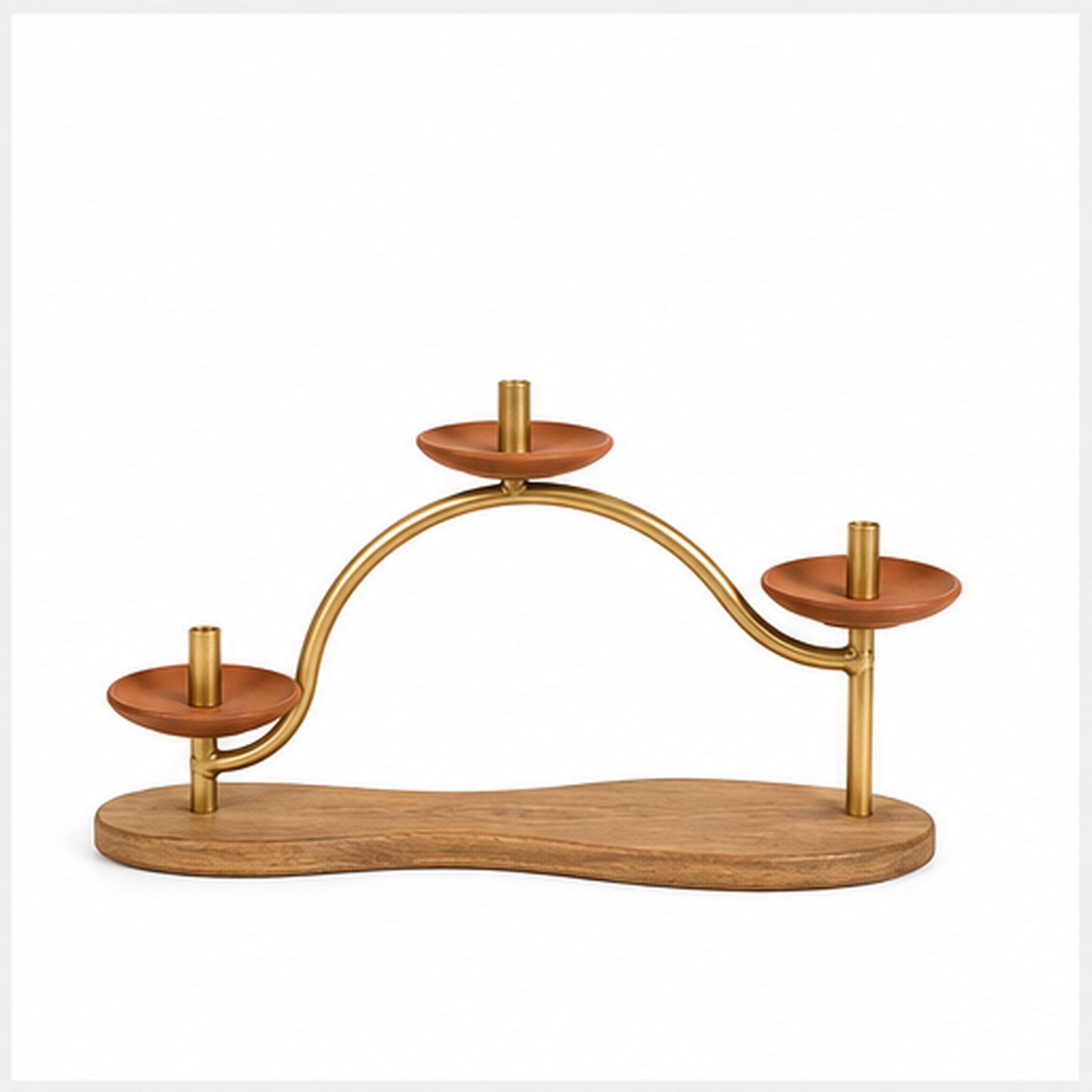 Lueur Arc Trio – Bougeoir sculptural pour trois chandelles