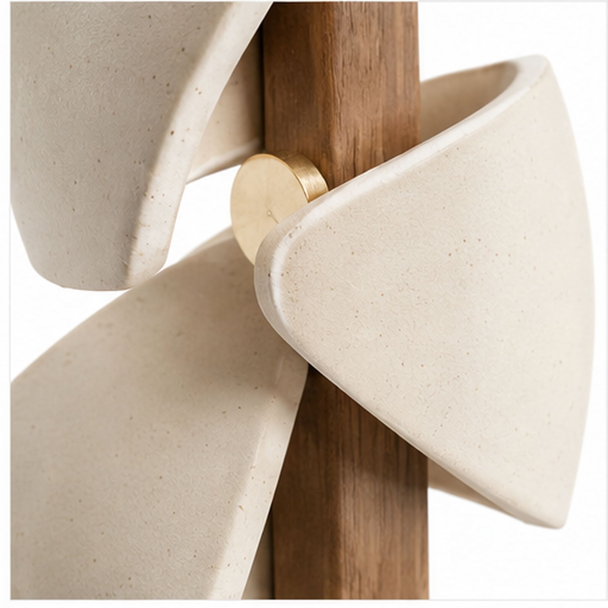 Totem Sillage – Sculpture verticale en céramique et bois clair